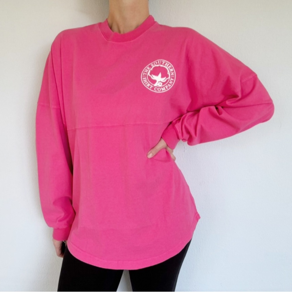 The Southern Shirt Co pink long sleeve graphic print tee size small